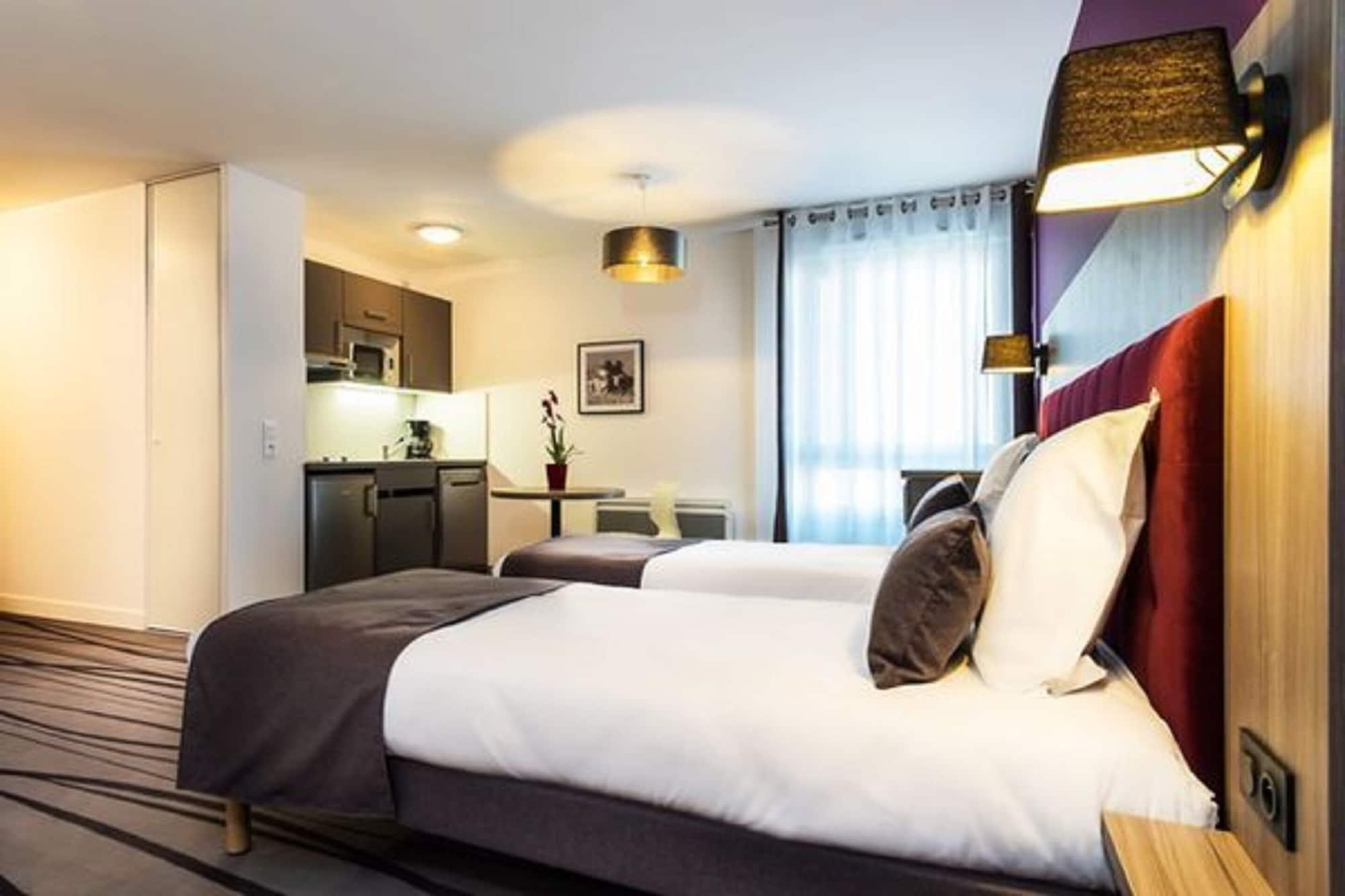 Nemea Appart Hotel Quai Victor Tours Centre المظهر الخارجي الصورة